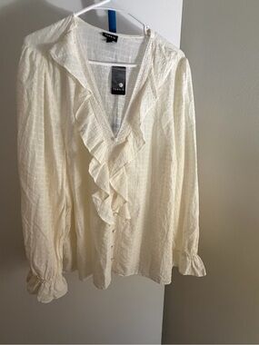 torrid Cream Ruffle V-Neck Button-Front Blouse